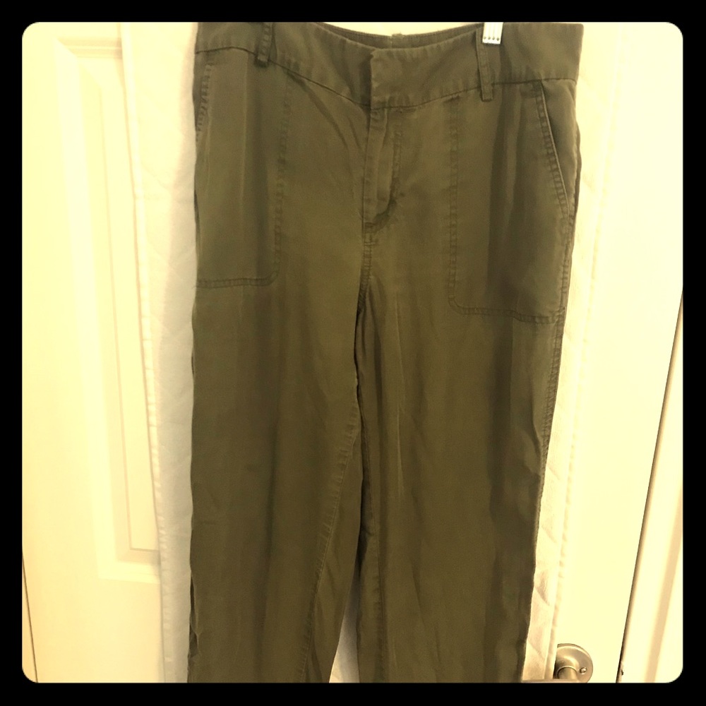 ANN TAYLOR Flare Green Pants - Picture 2 of 7